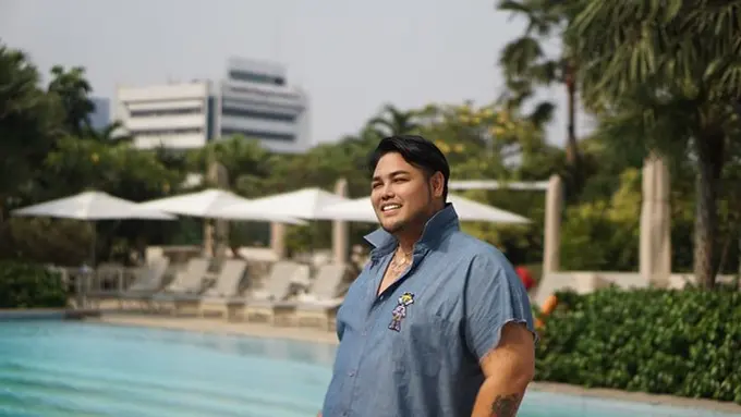 Ivan Gunawan di Kolam Renang, Lepas Penat dengan Berenang