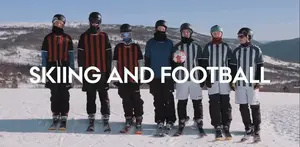 Main bola di lapangan rumput sudah biasa, enam orang pecandu adrenalin ini bermain sepak bola di atas salju. (Download Via 9gag.com)