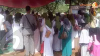 Peziarah Heran Makam Uje Tak Pernah Sepi