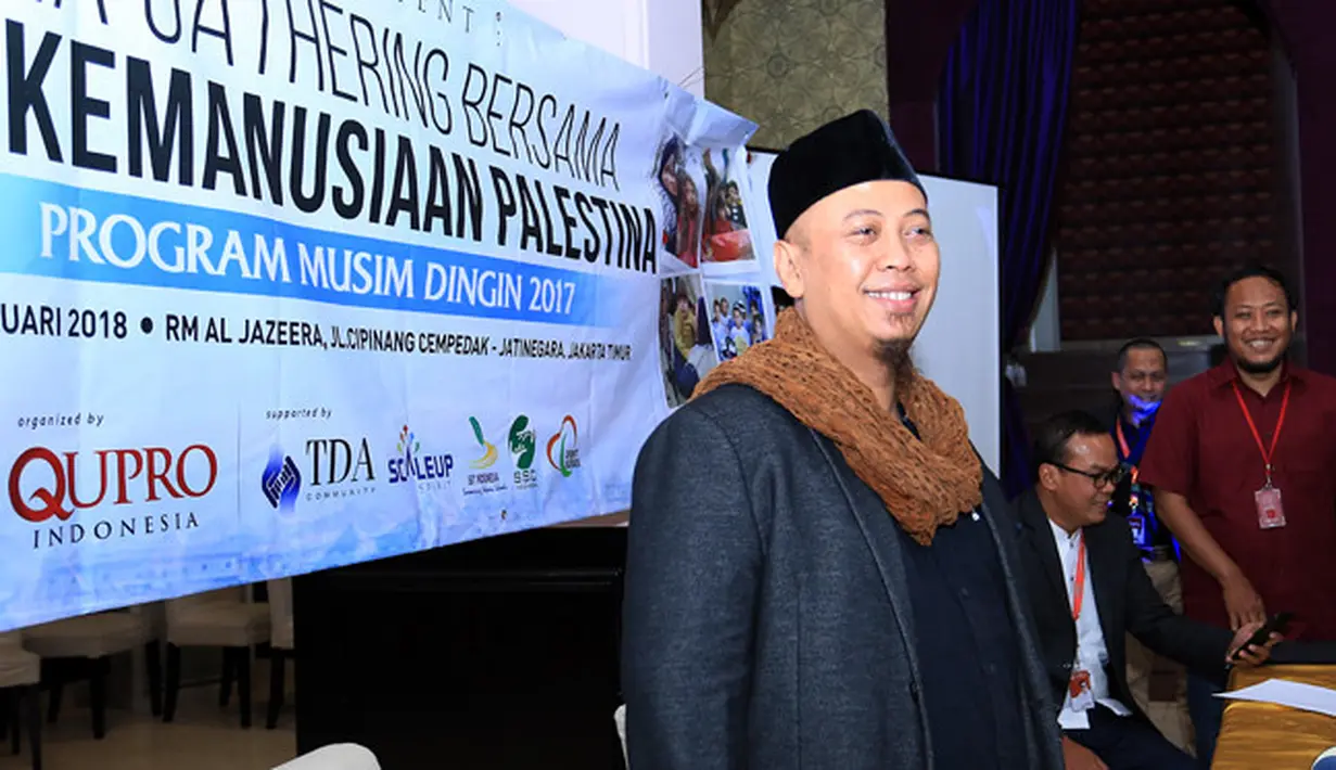 Tidak hanya berdua sang anak, Ghaniya D’Salma Firdaus , ada juga Melly Goeslaw yang turut andil ke Palestina bersama dengan Opick dan anggota Duta Kemanusiaan Indonesia lainnya. (Deki Prayoga/Bintang.com)