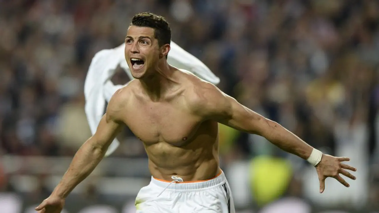 Cristiano Ronaldo  Selebrasi  (FRANCK FIFE / AFP)