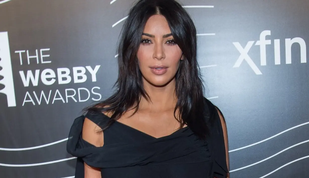 Dilansir dari HollywoodLife, Kim Kardashian sangat merasa kesal karena Travis Scott mengabaikan Kylie di masa-masa sulit kehamilannya. (MARK SAGLIOCCO  GETTY IMAGES NORTH AMERICA  AFP)