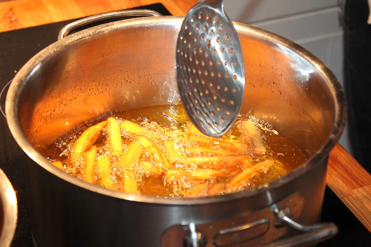 Harga Minyak Goreng Semakin Melonjak
