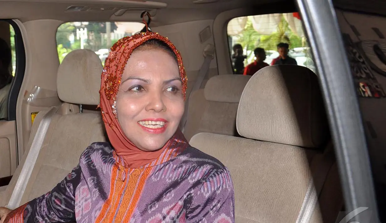 Nurhayati menegaskan bahwa Partai Demokrat posisinya tetap di luar pemerintahan sebagai penyeimbang kekuatan dua kubu, Jakarta, Rabu (27/8/2014) (Liputan6.com/Miftahul Hayat)