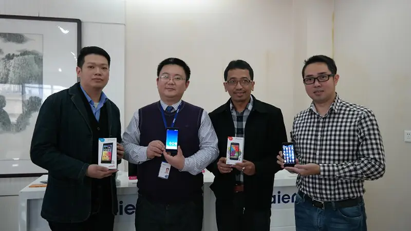 [Hands-On] Smartfren Andromax G2 Langsung dari Pabrik