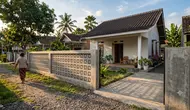 8 Desain Pagar Rumah Sederhana di Desa Tanpa Tembok Tinggi yang Estetik dan Murah