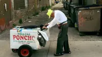  Kisah Kakek Penjual Es yang Menyentuh Hati Banyak Orang (GoFundMe/BBC)