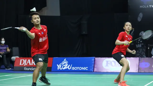 Akbar Bintang Cahyono/Winny Oktavina Kandow