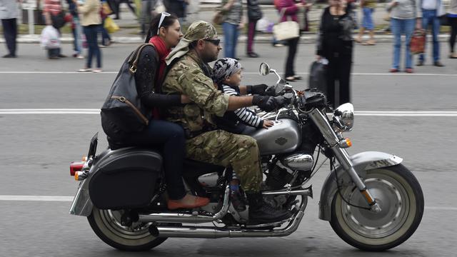 Menakjubkan 28+ Gambar Lucu Orang Gendut Naik Motor ...