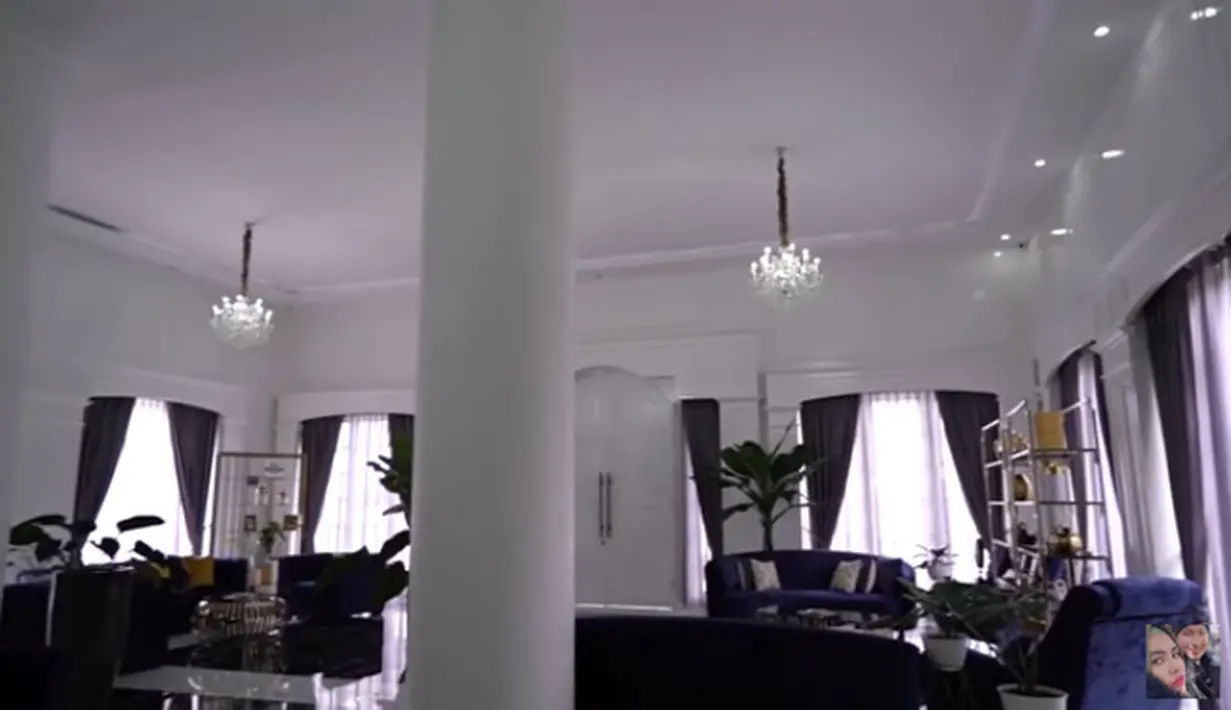 Rumah Kartika Putri dan Habib Usman (Youtube/Kartika Putri Official)