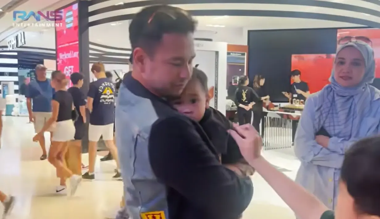 <p>Kebahagiaan Rayyanza kembali bersama sang ayah setelah beberapa hari sempat terpisah. [Youtube/Rans Entertainment]</p>