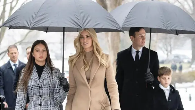 Potret Tampilan Putri dan Cucu Donald Trump,  Ivanka Trump dan Arabella Rose. [@ivankatrump]