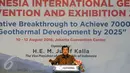 Wakil Presiden RI, Jusuf Kalla memberi sambutan pembuka The 4 Indonesia International Geothermal Convension and Exhibition 2016 di Jakarta, Rabu (10/8). Konferensi membahas peningkatan pemanfaatan panas bumi di Indonesia. (Liputan6.com/Helmi Fithriansyah)