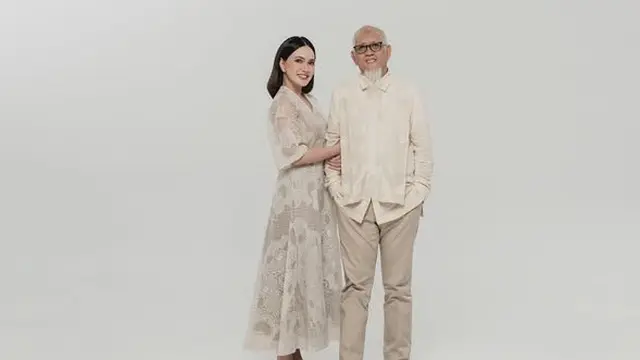 Potret Shandy Aulia Foto Keluarga Penuh Toleransi Kompak dengan Ketiga Kakak Muslim. [@shandyaulia]