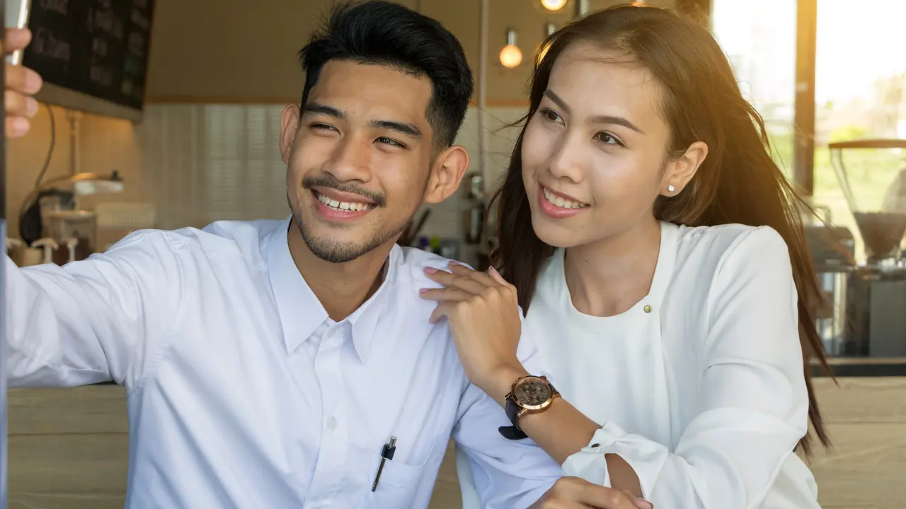 Baru Pertama Kali PDKT? Cobain 3 Trik ala Gen Z Ini Biar Doi Cepat Baper