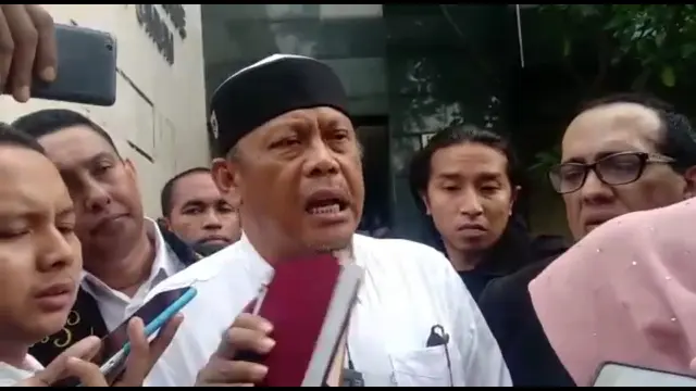 Eggi Sudjana diperiksa sebagai tersangka kasus makar di Polda Metro Jaya.