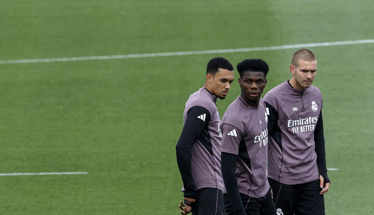 Seperti diketahui, Tchouameni baru-baru ini tengah menjadi perbincangan hangat setelah perselisihannya dengan Federico Valverde. (AFP/Oscar Del Pozo)