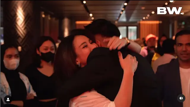 6 Momen Manis Boy William dan Ayu Ting Ting Usai Baikan, Akui Rindu Setelah 4 Tahun