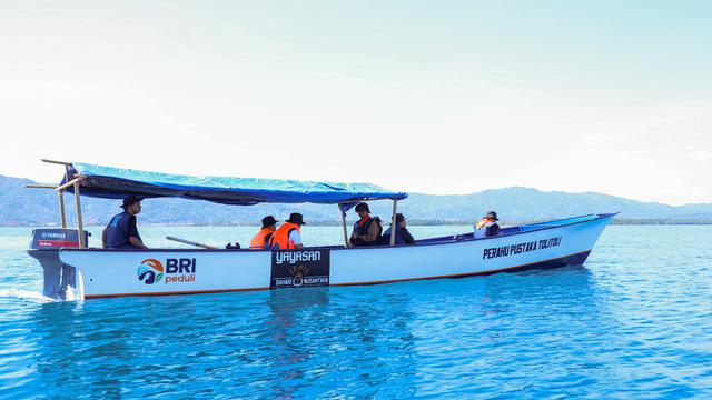 BRI Peduli Salurkan Perahu Literasi untuk Dukung Pendidikan Anak-anak di Wilayah Pesisir Tolitoli