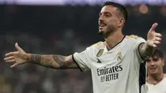 Sebagai klub raksasa Spanyol, Real Madrid tercatat telah mengoleksi 36 gelar Liga Spanyol sepanjang sejarah, termasuk yang teranyar pada musim 2023/2024. Keberhasilan Los Blancos menjuarai Liga Spanyol musim ini tak lepas dari peran dua pemain pinjaman mereka. Meski tergolong jarang menggunakan jasa pemain pinjaman, namun nyatanya termasuk dua pemain pinjaman pada musim ini, ada 4 pemain berstatus pinjaman Real Maddrid yang mampu menjuarai Liga Spanyol bareng Los Blancos. Siapa saja? Ini dia daftar lengkap keempat pemain tersebut. (AFP/Thomas Coex)