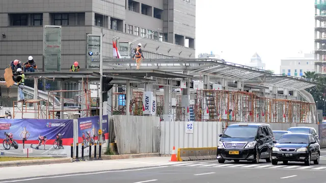 Sempat Dibongkar, Halte Transjakarta Bundaran HI Dibangun Ulang