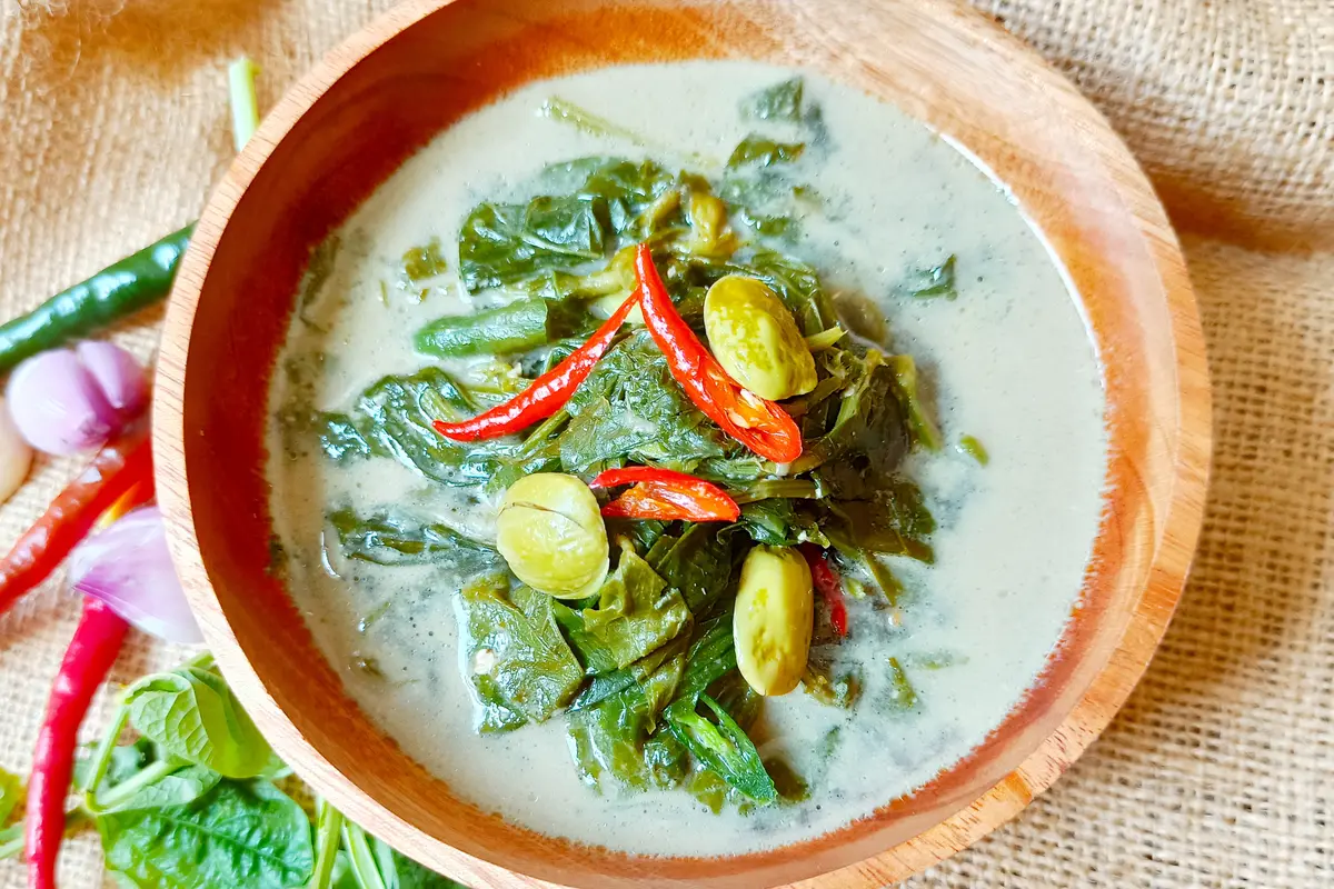 sayur lembayung