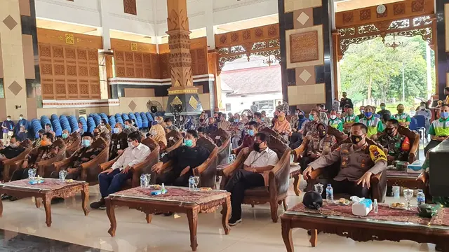 Ekspor benih jagung.