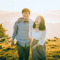 ilustrasi pasangan bahagia/Julia Anne/Shutterstock