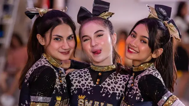 7 Potret Terbaru Sarah Tuff yang Kini Main Series Little Mom