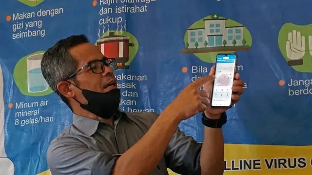 Kepala Diskominfo Garut, Muksin.menyatakan lembaganya berkomitmen mengamankan jaringan internet di wilayah Peundeuy dan Singajaya, daerah Garut selatan untuk menyukseskan program vaksinasi massal.