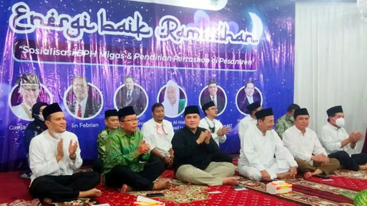 BPH Migas Bersama Kementerian BUMN Sosialisasikan Pendirian Pertashop di Pesantren
