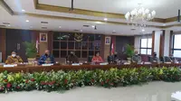 Menteri Keuangan Sri Mulyani Indrawati, dalam Konferensi Pers Panitia Seleksi DK Otoritas Jasa Keuangan (OJK), di DJPK Kemenkeu, Jumat (31/12/2021).