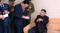 Kemunculan pertama Kim Jong-un setelah sebulan absen (AFP)
