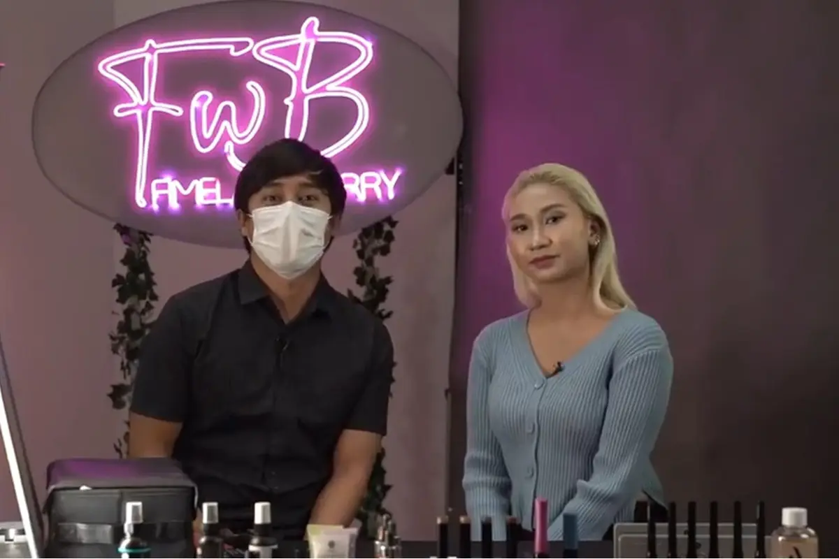 Tutorial Glass Skin Korean Makeup Cantik dari Fimela with Barry x iStyle, Yuk Coba Sendiri