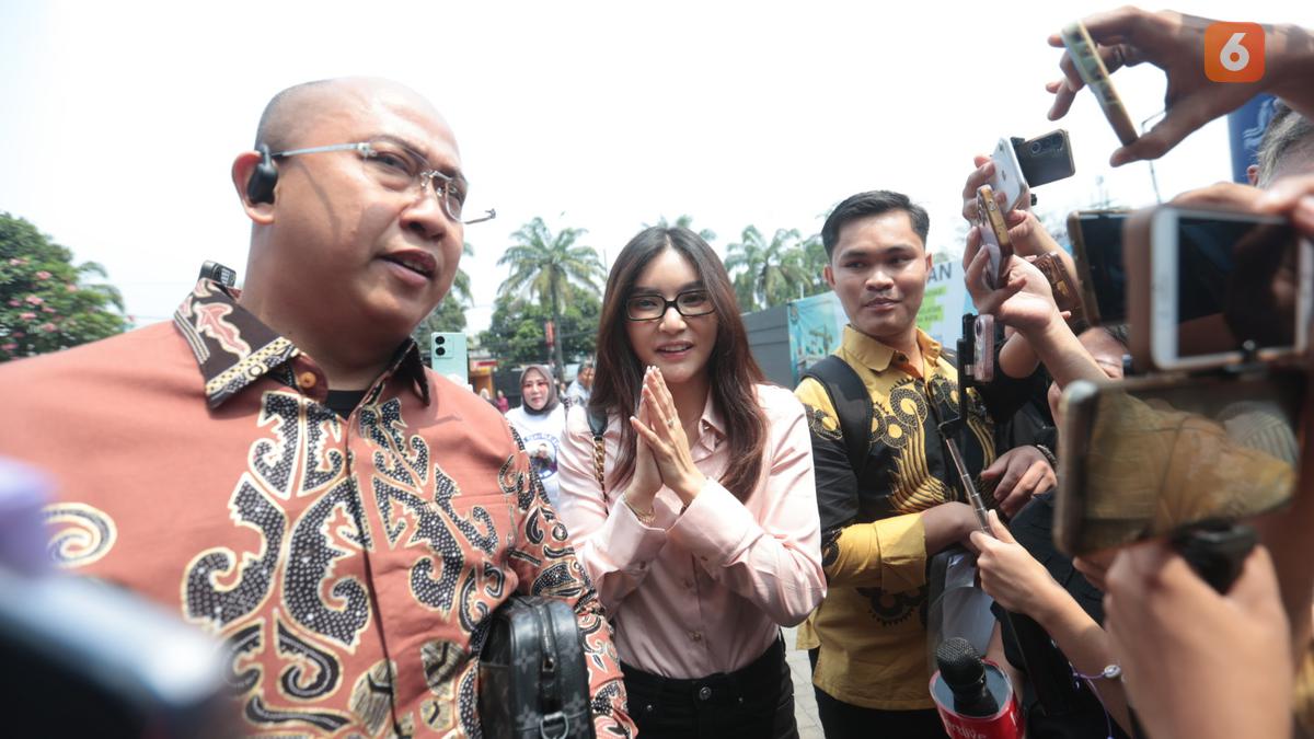Sarwendah Hadiri Sidang Hak Asuh Anak, Akui Banyak Berdoa