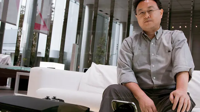 Presiden Sony Heran PS4 Bisa Laku Keras
