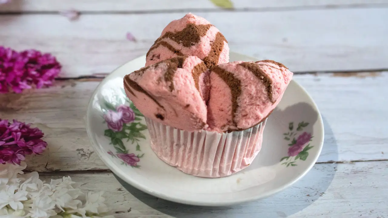 bolu kukus mekar