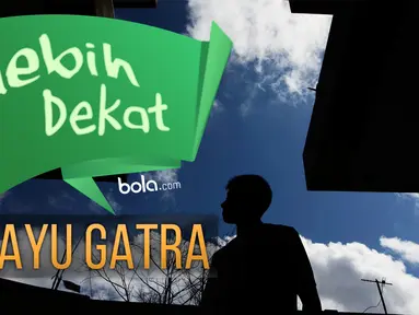 Siluet dari penyerang sayap Bali United, Bayu Gatra saat berada di Mes Bali United. (Bola.com/Vitalis Yogi Trisna)