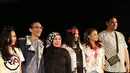 Seapa yang tak mengenal desainer kondang asal tanah air, Ivan Gunawan kini memamerkan hasil karya dan rancangannya di Indonesian Fashion Week 2016. (Andy Masela/Bintang.com)