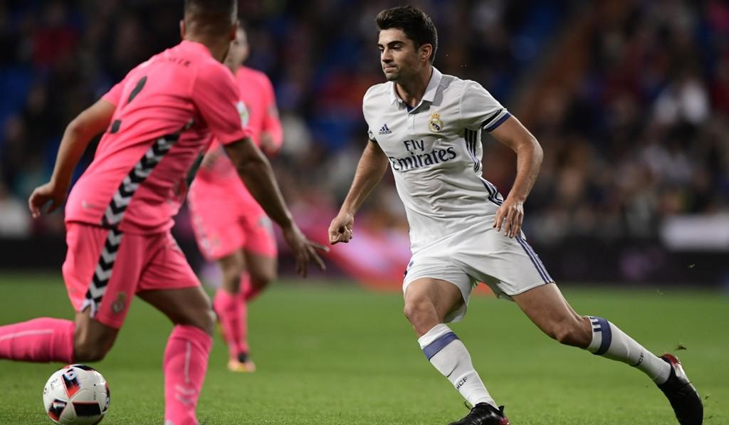 Enzo Zidane akan membuktikan kualitasnya di skuat utama Real Madrid. (AFP/Javier Soriano)