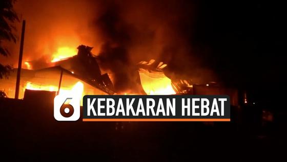 VIDEO: Pabrik Pengolahan Hasil Laut Ludes Terbakar