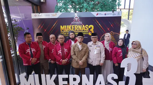 Wamen Haji: Travel Umrah Harus Terapkan Konsep 'Beyond Profit'