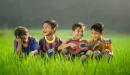 7 Pengaruh Masa Kecil Bahagia yang Akan Dibawa hingga Dewasa Menurut Psikologi