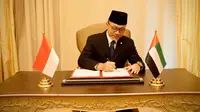 Menteri Perdagangan (Mendag) Zulkifli Hasan menandatangani Persetujuan Kemitraan Ekonomi Komprehensif Indonesia–Uni Emirat Arab (Indonesia–United Arab Emirates Comprehensive Economic Partnership Agreement, atau IUAE–CEPA).