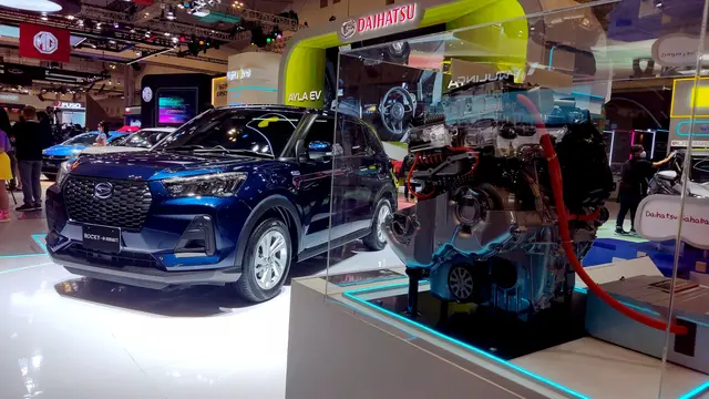 Daihatsu Rocky e-Smart Hybrid