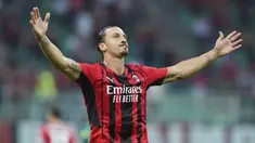 Zlatan Ibrahimovic - Ujung tombak AC Milan ini pernah menjadi andalan lini depan Ajax Amsterdam sejak didatangkan dari Malmo tahun 2001 silam. Tiga musim bersama Ajax, total 74 kali main dan 35 gol berhasil dicatatkan. (Spada/LaPresse via AP)
