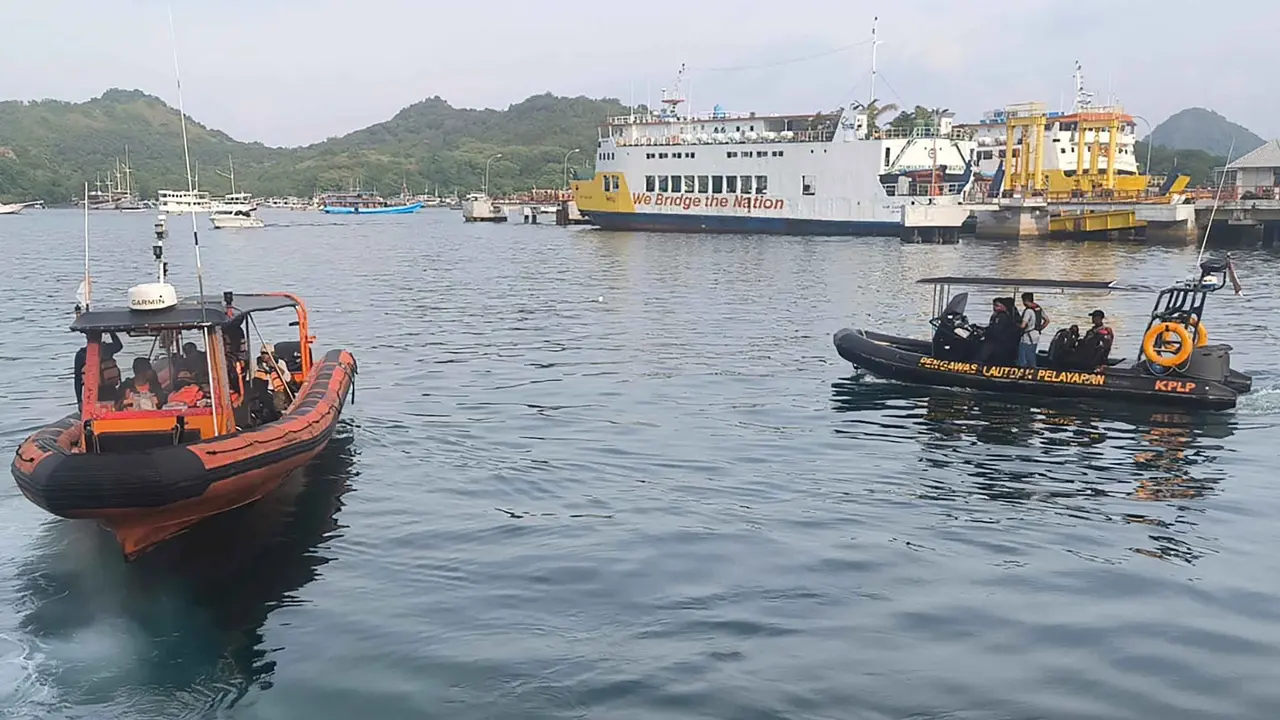Kapal Wisata Tenggelam di Selat Padar Labuan Bajo, 4 Wisatawan Spanyol Hilang
