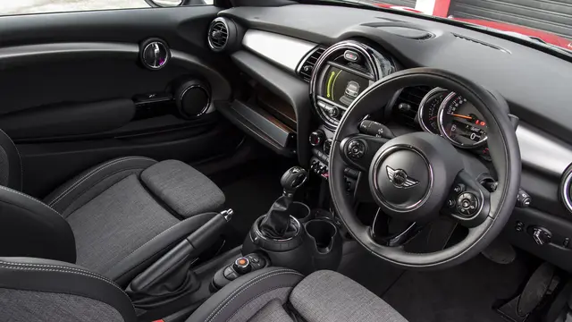 MINI Cooper Generasi Ketiga, Kecil-kecil Cabe Rawit