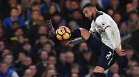 Manchester City Gaet Kyle Walker dari Tottenham
