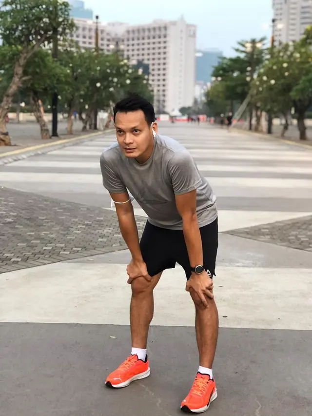 7 Potret Ben Joshua saat Olahraga, Jadi Tips Bugar di Usia 41 Tahun